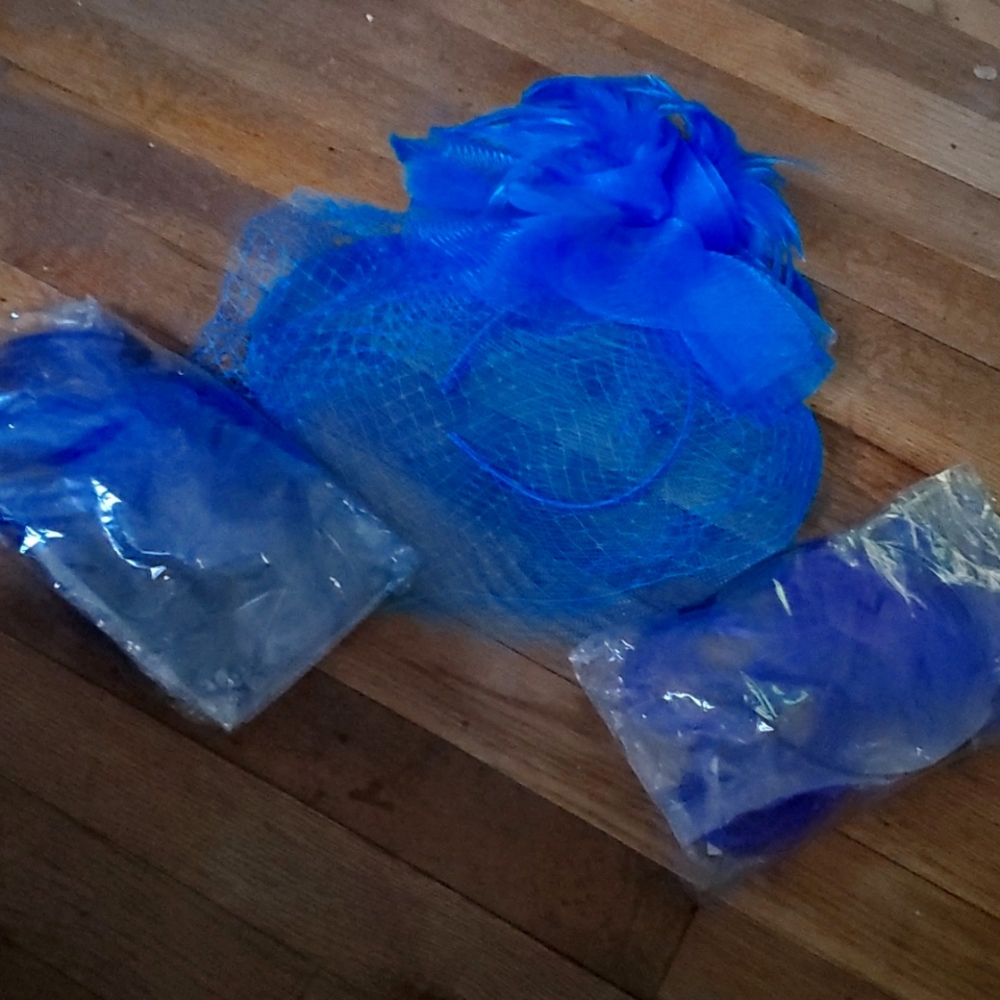 Fascinators lot of 3